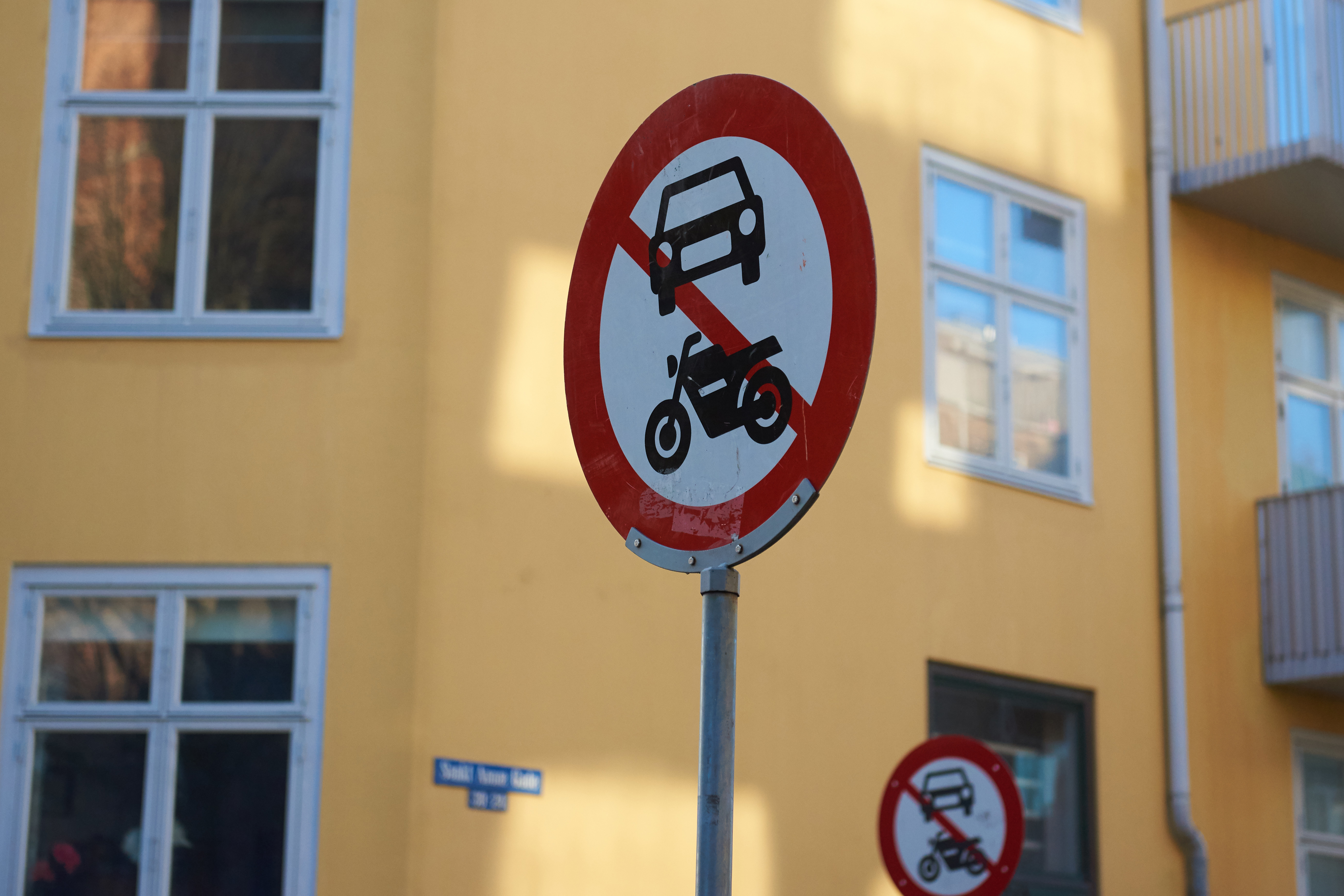 Parkeringsskilt indkørsel forbudt