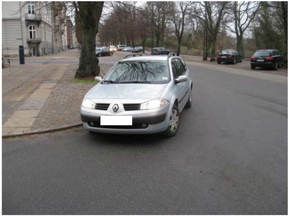 Ulovlig parkering i vejkryds